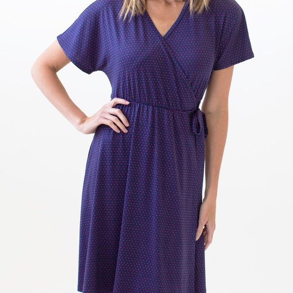 Agnes & Dora Signature Wrap Dress Navy Fuchsia Dot Large Last one NWT - Picture 2 of 2